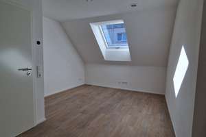 Hochwertige Reihenhauswohnung in zentraler Innenstadtlage von Emmendingen mit moderner Küche – Mundinger Straße 10/2, 79312 Emmendingen – Vorschaubild 11