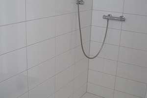 Preisgünstige, individuelle 1-Zimmer-Single-Wohnung – Langer Grabenweg 5, 53175 Hochkreuz, Bonn – Vorschaubild 5