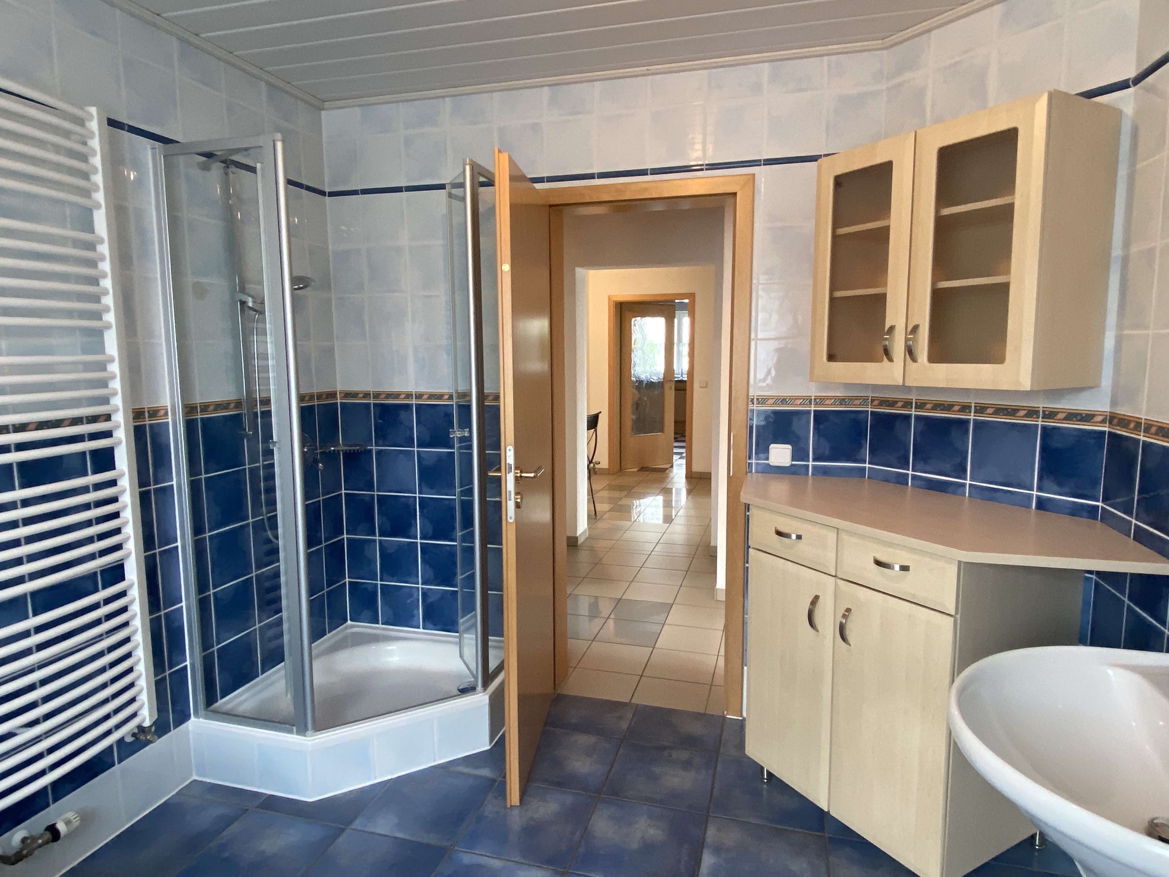 Immobilie in Eggolsheim - Gepflegtes Mehrfamilienhaus mit Ausblick in ruhiger Hanglage – - Bild 18