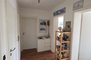 Helle, freundliche,  3 Zimmer Wohnung mit Balkon