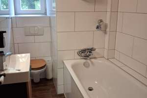  Lichtdurchflutete Maisonettewohnung mit Altbaucharme in Essen-Frintrop zu vermieten  – 45359 Frintrop, Essen – Vorschaubild 6