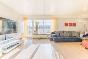 Penthouse-Flair mit Weitblick und großzügiger Terrasse – Die vollständige Adresse der Immobilie erhältst du vom Anbieter., 82515 Wolfratshausen – Vorschaubild 3