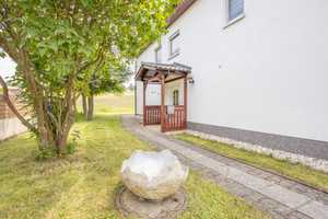 +++ Großes Einfamilienhaus im top Zustand in idyllischer Lage am Feldrand +++ – Mittelsachsen (Kreis) – Vorschaubild 3