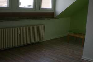 Gemütliches, helles Appartment in Düsseldorf-Vennhausen "provisionsfrei" zu vermieten. – Kamper Weg 158, 40627 Vennhausen, Düsseldorf – Vorschaubild 3