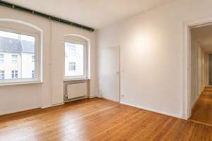 Helle 2-Zimmer-Altbauwohnung in der City West