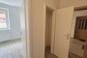 Renovierte 2 Zimmer in beliebter Lage, kompakter Schnitt, separate Küche, Tageslichtbad mit Dusche – Wollenweberstraße 8, 18055 Stadtmitte, Rostock – Vorschaubild 6