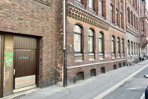 Altbau/Dachgeschosswohnung mit großem Balkon/Dachterrasse – Brauhofstrasse 9, 30449 Linden-Mitte, Hannover – Vorschaubild 2