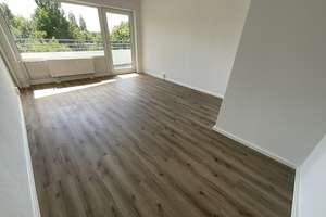 Frisch renovierte 2 Zimmer-Wohnung mit Balkon und modernisiertem Wannenbad – 23558 Buntekuh, Lübeck – Vorschaubild 12