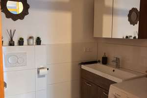  Vollmöblierte attraktive Dachgeschosswohnung: 2,5 Zimmer in Ulm-Wiblingen – Brandäckerweg 9, 89079 Wiblingen, Ulm – Vorschaubild 5