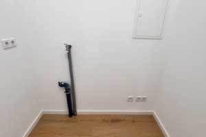 ***ERSTBEZUG NACH RENOVIERUNG - SCHÖNE 2 ZIMMER WOHNUNG MIT BALKON UND GARTEN*** – Erkrather Str.  62, 40233 Düsseldorf – Vorschaubild 6