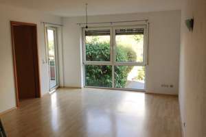 Gemütliche 1,5 Zimmerwohnung mit Balkon und Kochnische, inkl. TG-Stellplatz