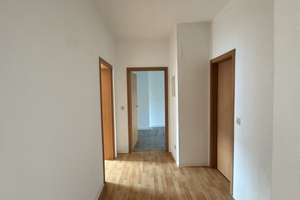 3-Raum Wohnung mit Einbauküche und Balkon – Bernsdorfer Straße 85, 9126 Bernsdorf, Chemnitz – Vorschaubild 7