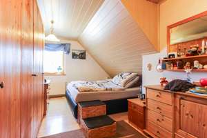Zweifamilienhaus mit Einliegerwohnung, Gewerbehalle, Garagen, Werkstatt und Garten in ruhiger Lage – Die vollständige Adresse der Immobilie erhältst du vom Anbieter., 93182 Duggendorf – Vorschaubild 10