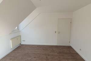 WG geeignete Wohnung mit Balkon und EBK im Herzen Magdeburgs – Faßlochsberg 8, 39104 Altstadt, Magdeburg – Vorschaubild 3