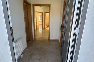 Großzügige Doppelhaushälfte mit Garage, Terrasse und Garten in Hilgertshausen zu vermieten! – 86567 Hilgertshausen-Tandern – Vorschaubild 5