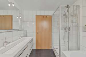 Moderne, lichtdurchflutete 3 Zimmer DG-Wohnung mit großem Süd-Ost-Balkon und Garage – Die vollständige Adresse der Immobilie erhältst du vom Anbieter., 70599 Schönberg, Stuttgart – Vorschaubild 18