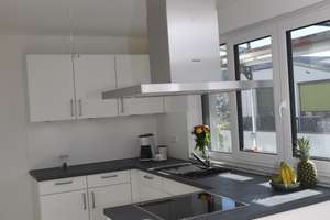 Super moderne & geräumige Wohnung mit zweieinhalb Zimmern sowie Balkon & EBK in KA – Kriegsstrasse 244 A, 76135 Weststadt, Karlsruhe – Vorschaubild 5