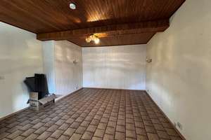 ***NENNDORF***EINFAMILIENHAUS MIT SEP. WOHNUNG UND GARAGEN ZU VERKAUFEN*** – Am Sportplatz 5 & 5a, 21224 Rosengarten – Vorschaubild 6