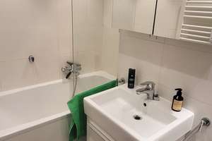 Helle 1-Zimmer-Wohnung mit großem Balkon und Ausblick ins Grüne in Stuttgart-Botnang – Regerstraße 60, 70195 Botnang-Ost, Stuttgart – Vorschaubild 9