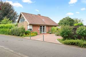 Ansprechendes Architektenhaus in ruhiger und attraktiver Lage von Mielkendorf – Die vollständige Adresse der Immobilie erhältst du vom Anbieter., 24247 Mielkendorf – Vorschaubild 48