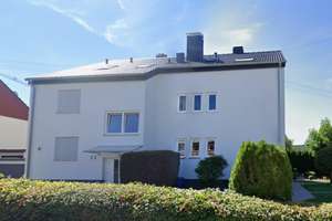 Sonnige 3,5-Zimmer-Wohnung mit Balkon, Einbauküche & Stellplatz in ruhiger Lage