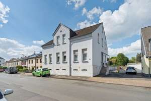 *RENDITESTARKES* MFH mit Garagenhof in Zentraler Lage