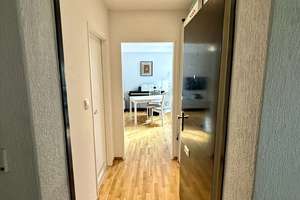 Lichtdurchflutete 2 Zimmer Wohnung mit Balkon in ruhiger Lage von Berlin-Lichterfelde – Die vollständige Adresse der Immobilie erhältst du vom Anbieter., 12209 Lichterfelde, Berlin – Vorschaubild 3