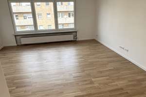 Top sanierte 3 Zimmer Wohnung in ruhigem Haus, gute Lage (Video !!) 1. OG R – In der Felderhütten 63, 51371 Bürrig, Leverkusen – Vorschaubild 2