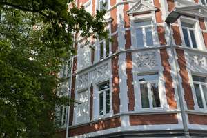 Reserviert: Altbaucharme in Linden-Mitte mit Balkon
