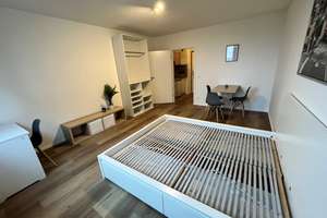 Möbliertes Apartment mit super Ausblickk – 50823 Neuehrenfeld, Köln – Vorschaubild 2