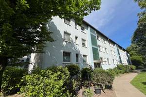 Helle renovierte 3 Zi.-Whng.- mit Balkon - Wannenbad mit Fenster - Duisburg Rheinhausen