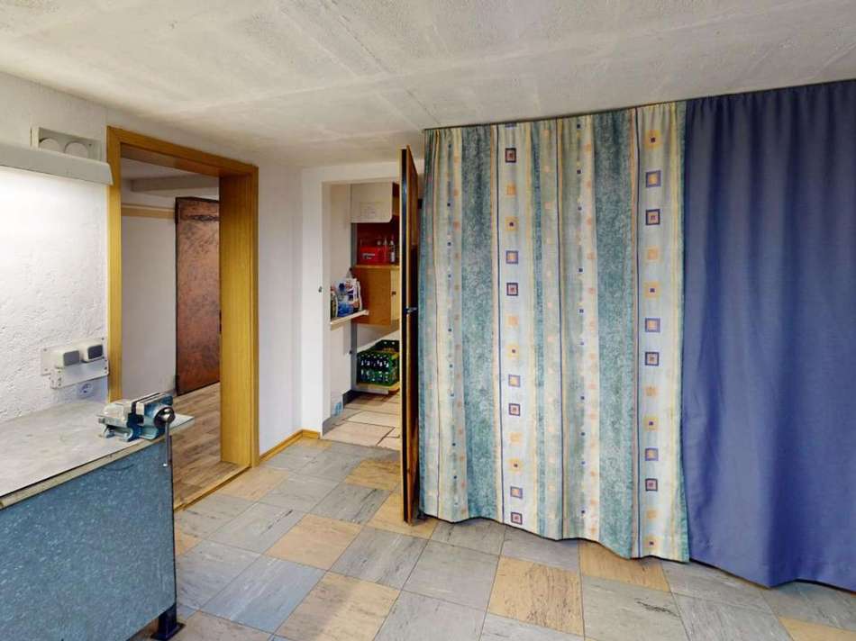 Charmantes-Zweifamilienhaus-mi