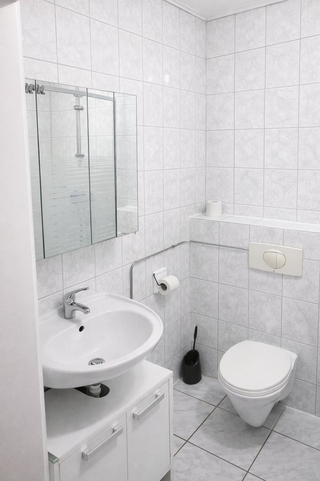 Immobilie in Bechtheim - Ideal für Mehrgenerationen – großzügiges Haus mit drei Wohneinheiten - Bild 11