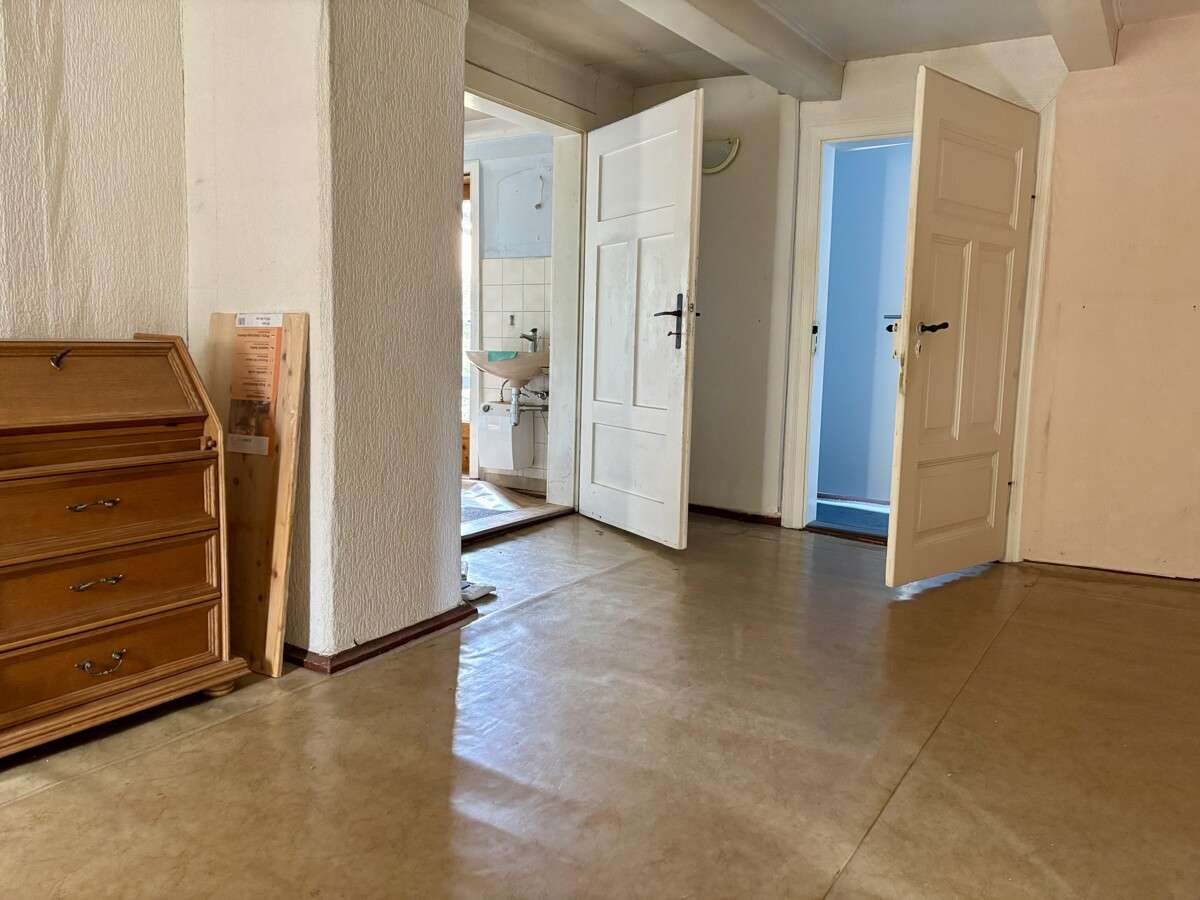 Immobilie in Seifhennersdorf - Großes Wohnhaus mit Ausbaureserven und Nebengelass - Bild 10