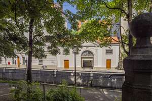STUDIO am WASSER - BLICK ins GRÜNE - MITTEN in der STADT - EINZIGARTIGE ATMOSPHÄRE im DENKMAL! – Am Neudeck 12, 81541 Untere Au, München – Vorschaubild 2