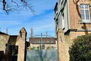 Top-Angebot: Luxuriöses Gutshaus-LOFT, 140 qm, 2 SZ, 2 Bäder, WC, EBK, Garten&Terrassen, 2 TG-Plätze – Brühler Landstraße 549, 50997 Meschenich, Köln – Vorschaubild 17