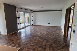 Einfamilienhaus mit Garten und Doppelgarage in Walting-Rieshofen – Dorfstraße 20, 85137 Walting – Vorschaubild 4