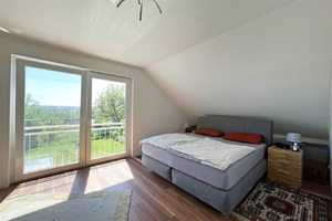 Neuwertiges, freistehendes Traumhaus mit sonnigem Garten und Fernblick in 1-A-Wohnlage – Bad Kreuznach (Kreis) – Vorschaubild 8