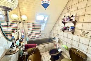 Modernisierter Altbau mit Charme & Substanz – 9 Zimmer, 290 m² in ruhiger Lage von Quickborn – Die vollständige Adresse der Immobilie erhältst du vom Anbieter., 25451 Quickborn – Vorschaubild 19