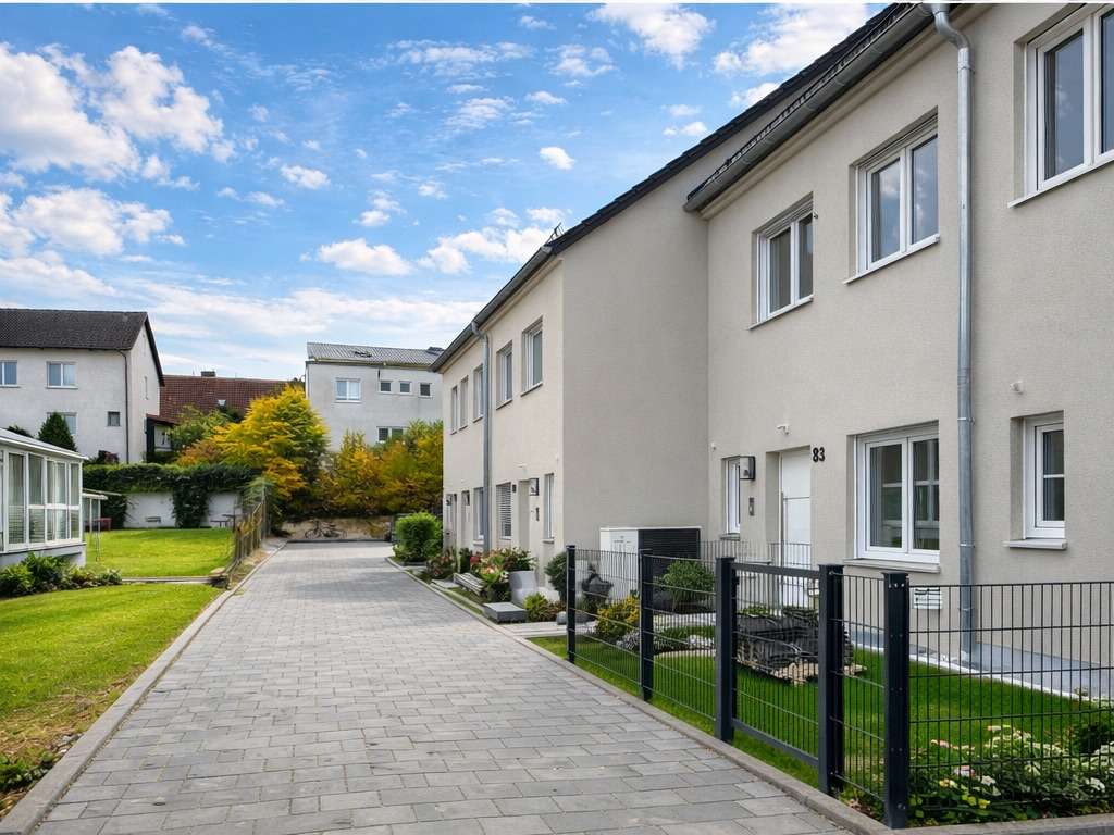 Immobilie in Hebertshausen - Exklusive A+ Neubau-Reihenhäuser – Kapitalanlage auf Premium-Niveau (Fertigstellung 09/2025) - Bild 0