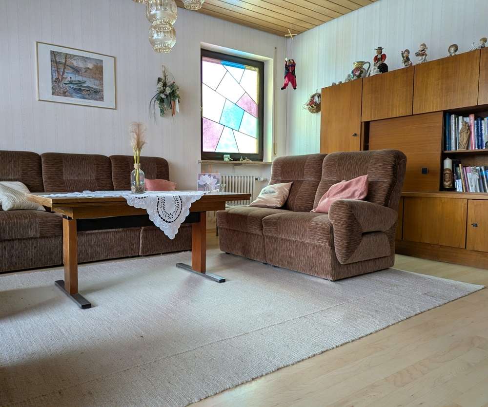 Immobilie in Schlüsselfeld - Geräumiges Ein- bis Mehrfamilienhaus mit großem Grundstück! - Bild 2