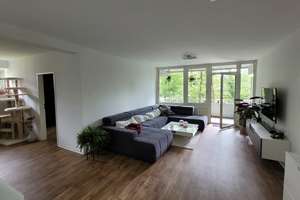 *Hier wohnen Sie gut* Geräumige 2 Zimmer mit großem Balkon – Dahlienstr. 57, 47800 Bockum, Krefeld – Vorschaubild 2