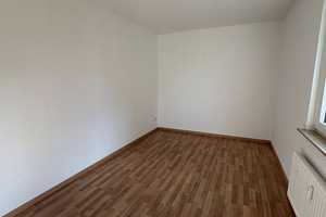 Charmante 2,5-Zimmer-Wohnung mit großer Wohnküche – frisch renoviert – Im Westerbruch 49, 45327 Essen – Vorschaubild 6