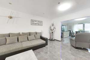 Exklusive Erdgeschosswohnung mit 
PRIVATEM GARTEN, POOL & beheizbarem
WINTERGARTEN – 63263 Neu-Isenburg – Vorschaubild 3