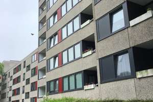 Reinkommen und Wohlfühlen: toll aufgeteilte, moderne 3-Raum-Wohnung mit Balkon! – Baumertweg 7, 45279 Horst, Essen – Vorschaubild 1