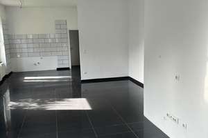 Geräumiges und neuwertiges 4-Zimmer-Haus mit gehobener Innenausstattung zur Miete in Krefeld – 47804 Kempener Feld/Baackeshof, Krefeld – Vorschaubild 5
