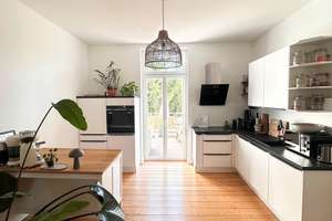 Wohnen mit Flair: Kernsanierte Altbauwohnung mit Küche und Dachterrasse – Ruhrtalstraße 413, 45219 Kettwig, Essen – Vorschaubild 4