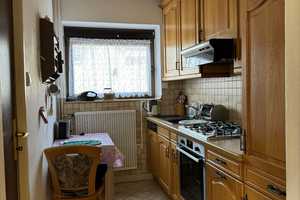 Gepflegtes Reihenendhaus, echte Parkettböden, Privatsphäre, herrlicher Garten und gute Nachbarschaft – Frankfurt am Main – Vorschaubild 12