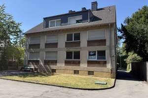 Gemütliche 4 1/2 -Zimmer Wohnung mit Loggia und Garage