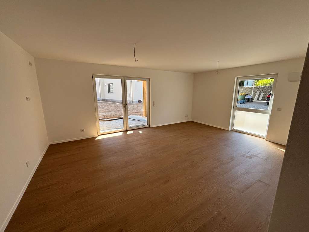 Immobilie in Regenstauf - KfW40 Neubau - 3 Zimmer DG mit Südbalkon - Bild 4